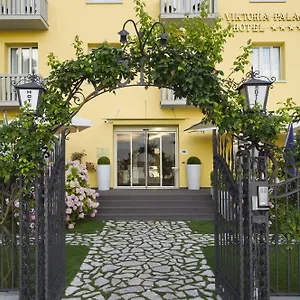 4* Hotel Viktoria Palace